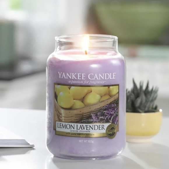 Yankee Candle 22oz Lemon Lavendar Original Jar Candle New - Picture 6 of 8